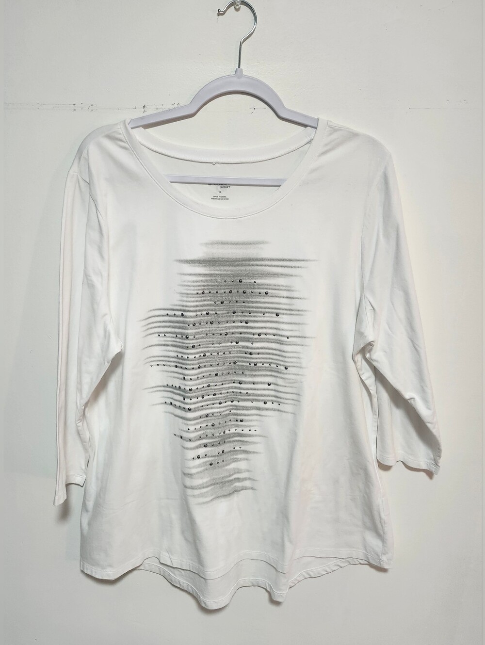 SPANNER White Long-Sleeve Tee with Gray Wave Accent Size IX